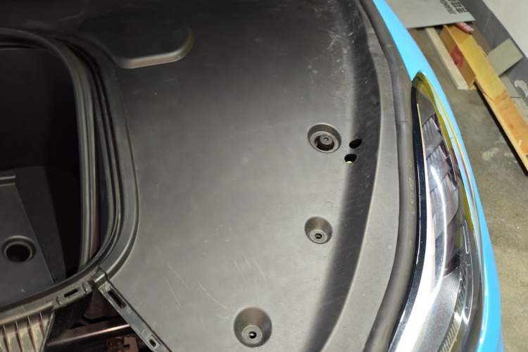 Used NETA GT 2023 580 AWD Engine Bay Left