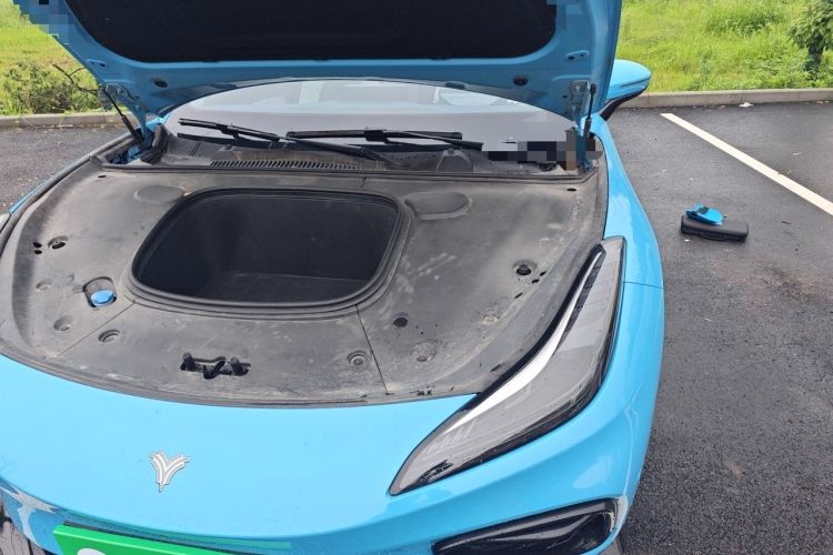 Used NETA GT 2023 560 Lite Engine Bay Left