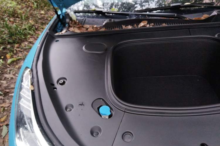 Used NETA GT 2023 560 Engine Bay Right