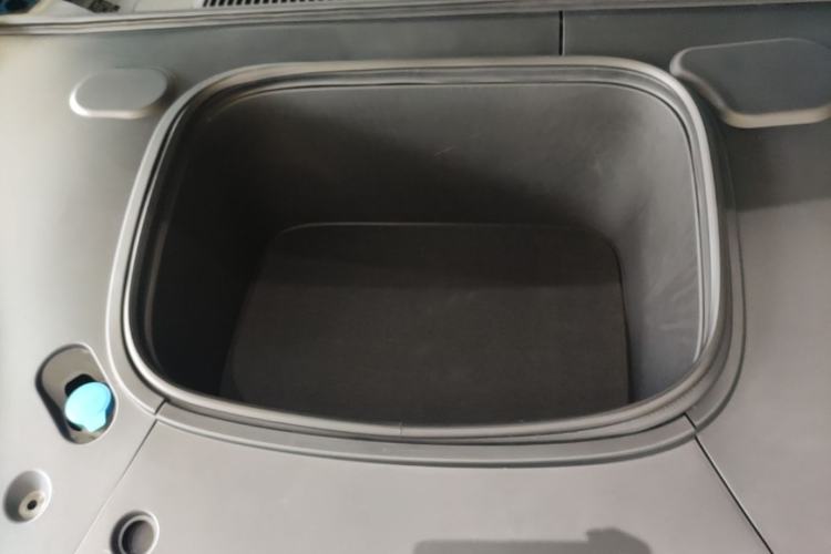 Used NETA GT 2023 560 Engine Bay