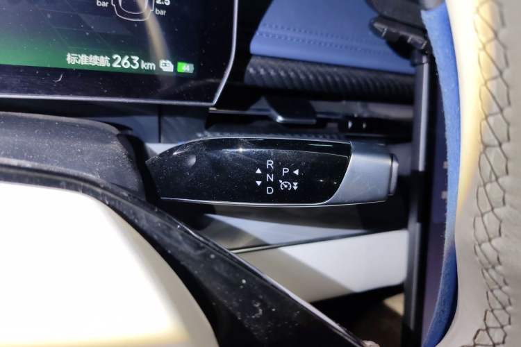 Used NETA GT 2023 580 AWD Gear Lever