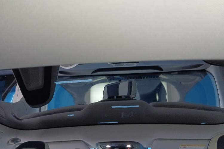 Used NETA GT 2023 560 Headliner