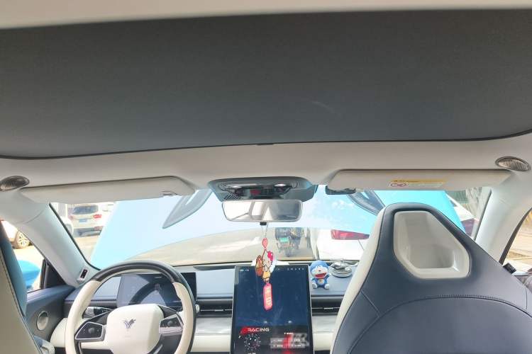 Used NETA GT 2023 580 AWD Headliner