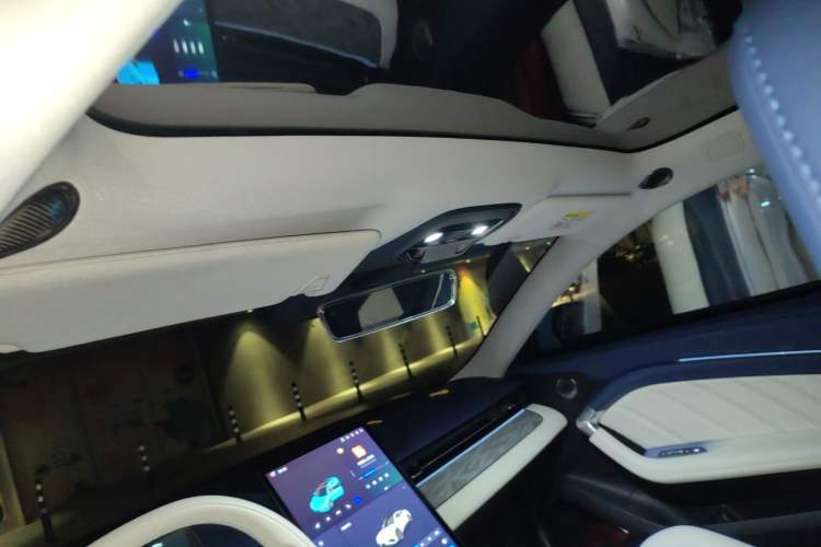 Used NETA GT 2023 580 AWD Headliner