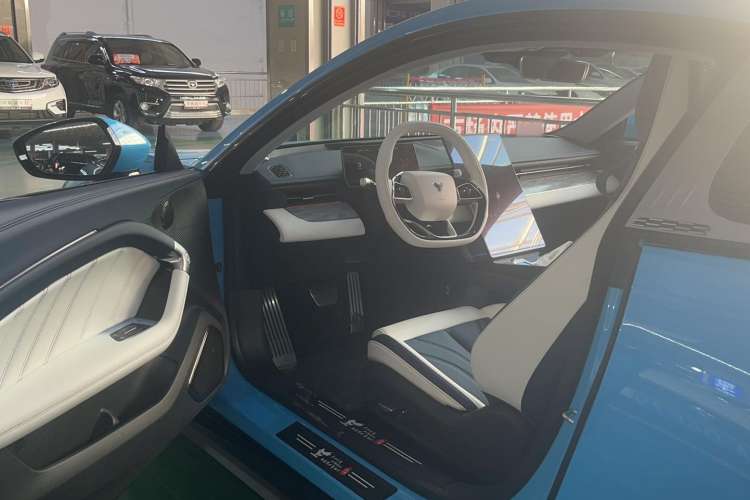Used NETA GT 2023 560 Interior 2