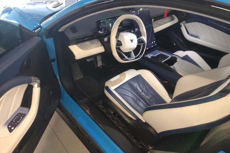 Used NETA GT 2023 560 Interior 3