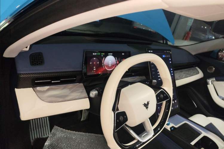 Used NETA GT 2023 560 Interior 6