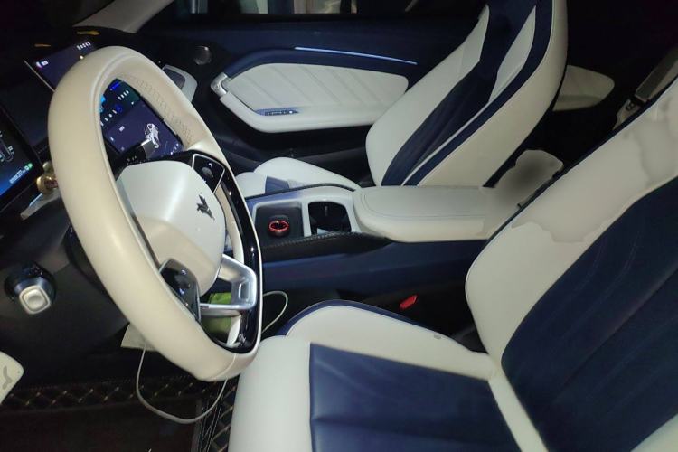 Used NETA GT 2023 580 AWD Left Front Seat
