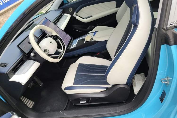 Used NETA GT 2023 660 Left Front Seat