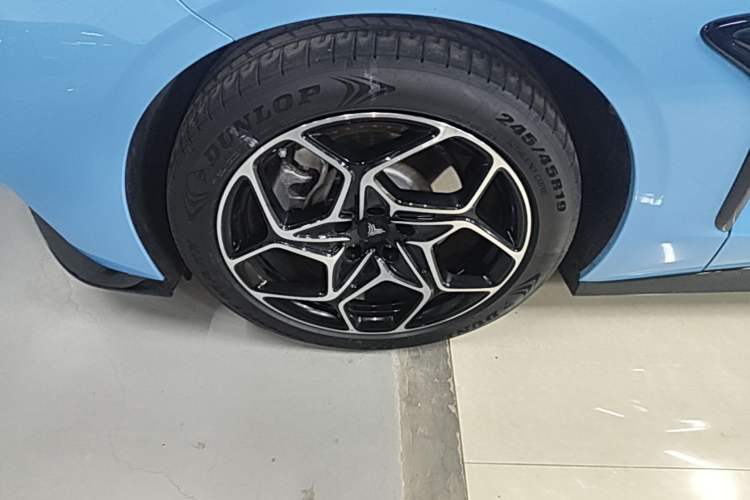 Used NETA GT 2023 560 Left Front Wheel Hub