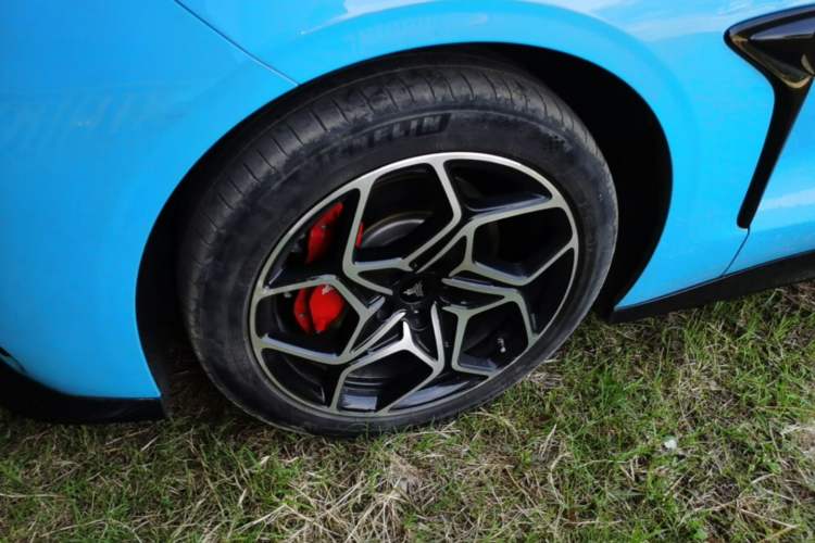 Used NETA GT 2023 580 AWD Left Front Wheel Hub