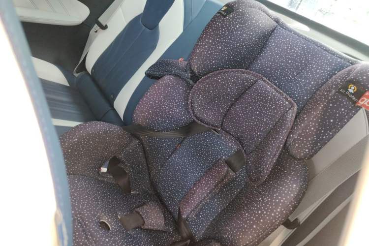 Used NETA GT 2023 560 Left Rear Seat