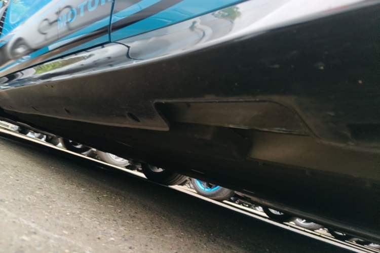 Used NETA GT 2023 580 AWD Left Side Sill