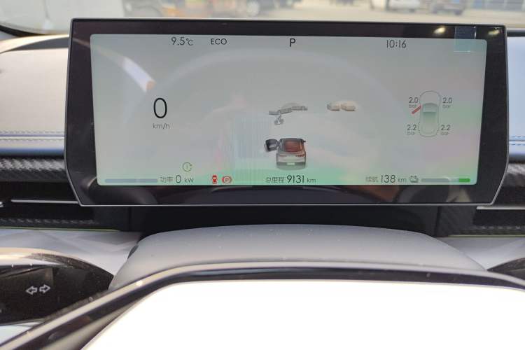 Used NETA GT 2023 560 Odometer Close Up