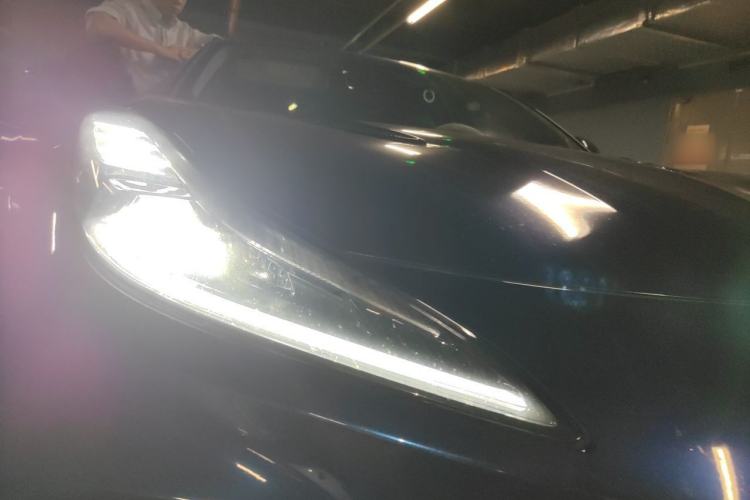 Used NETA GT 2023 660 Right Front Headlight