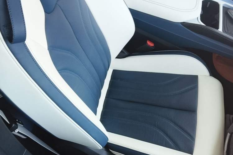 Used NETA GT 2023 560 Right Front Seat