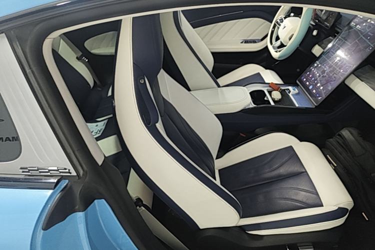 Used NETA GT 2023 560 Right Front Seat