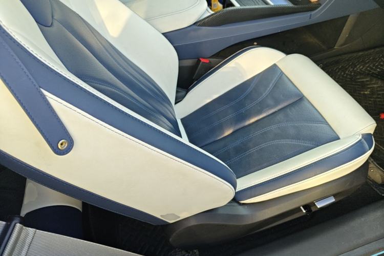 Used NETA GT 2023 560 Right Front Seat