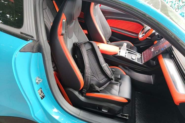Used NETA GT 2023 560 Lite Right Front Seat