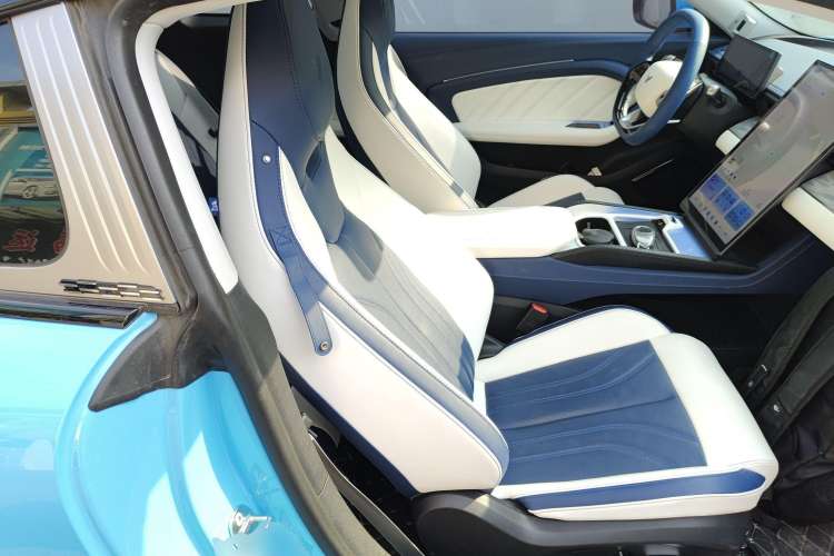 Used NETA GT 2023 560 Right Front Seat