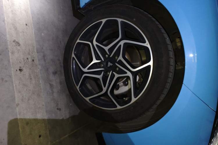 Used NETA GT 2023 560 Right Front Wheel Hub