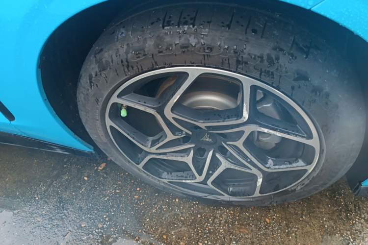 Used NETA GT 2023 560 Right Front Wheel Hub