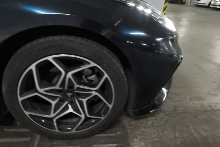 Used NETA GT 2023 560 Right Front Wheel Hub
