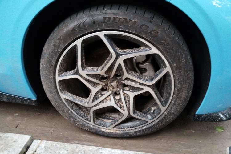 Used NETA GT 2023 560 Right Front Wheel Hub