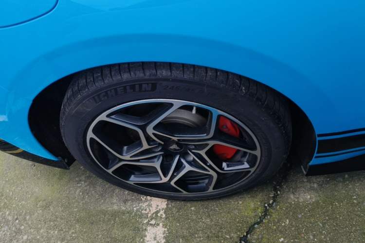 Used NETA GT 2023 580 AWD Right Rear Wheel Hub