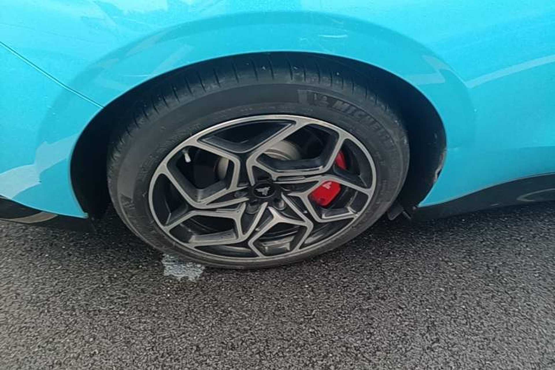 Used NETA GT 2023 580 AWD Right Rear Wheel Hub