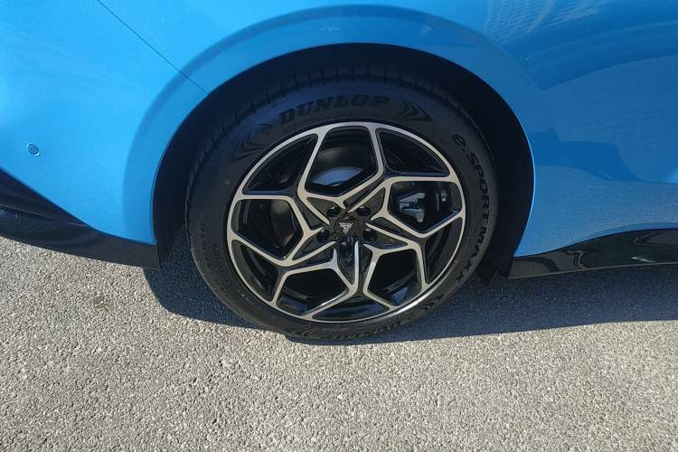 Used NETA GT 2023 560 Right Rear Wheel Hub