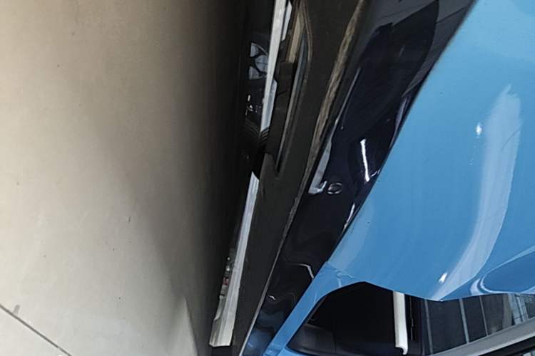 Used NETA GT 2023 560 Right Side Sill
