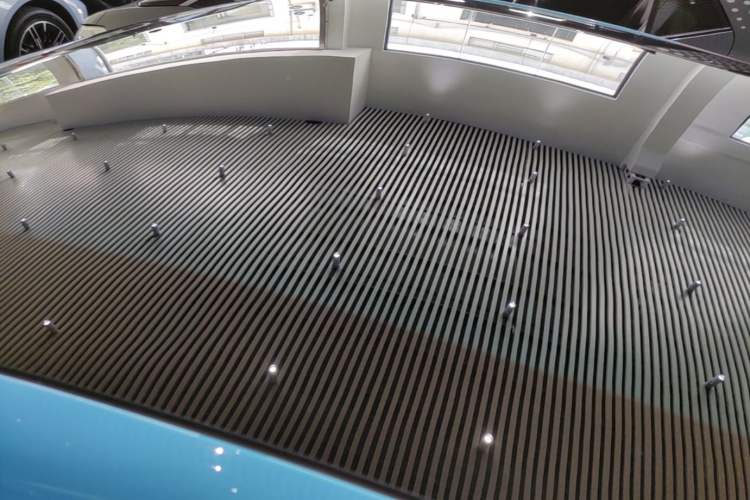 Used NETA GT 2023 560 Roof