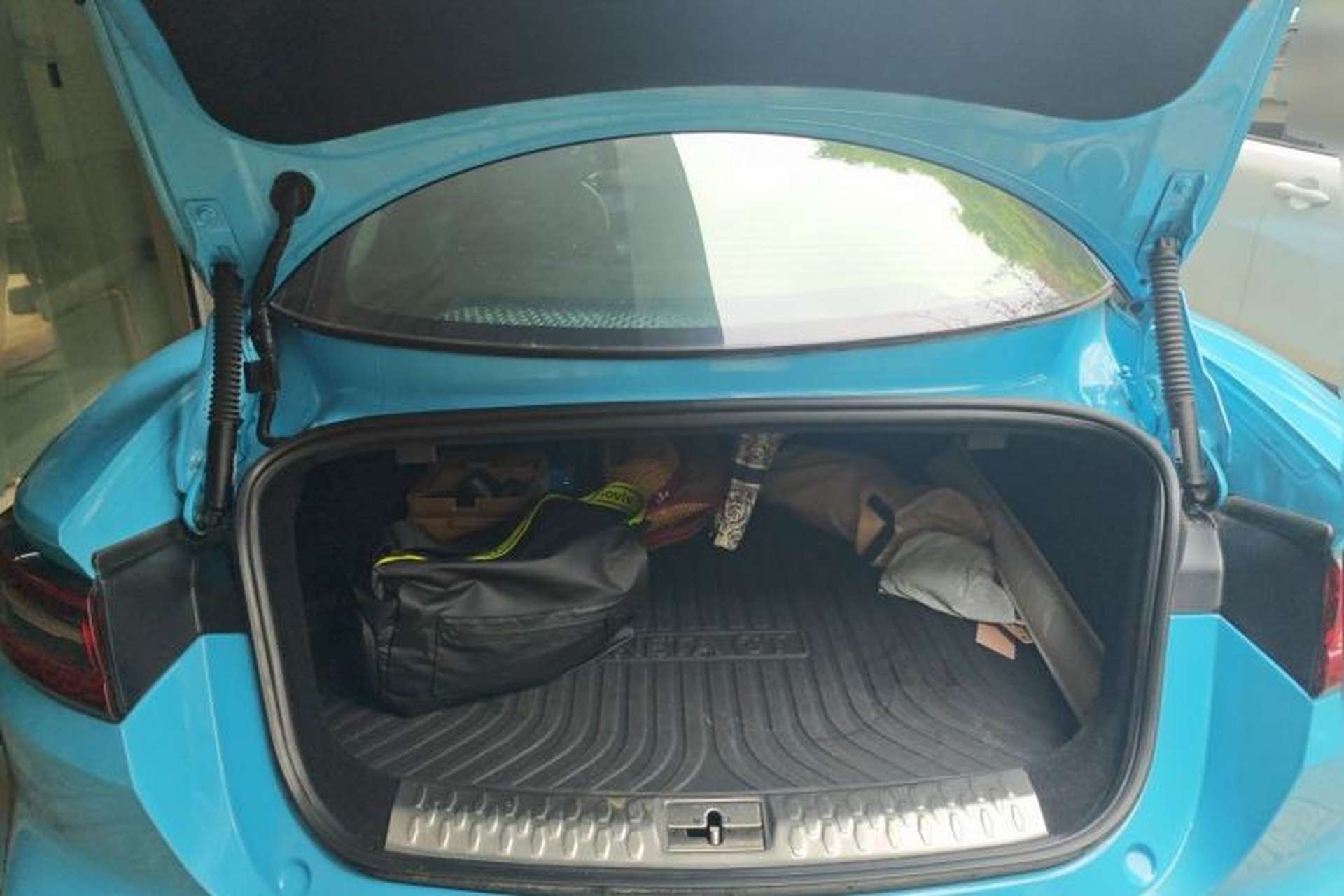 Used NETA GT 2023 660 Trunk