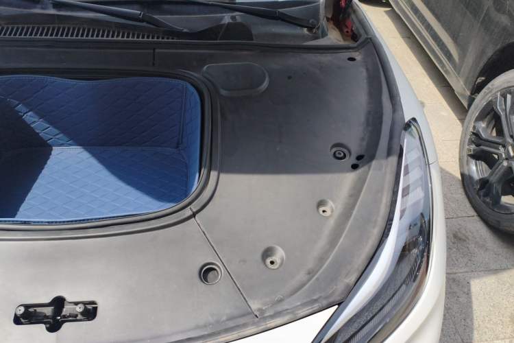 Used NETA GT 2023 560 Engine Bay Left