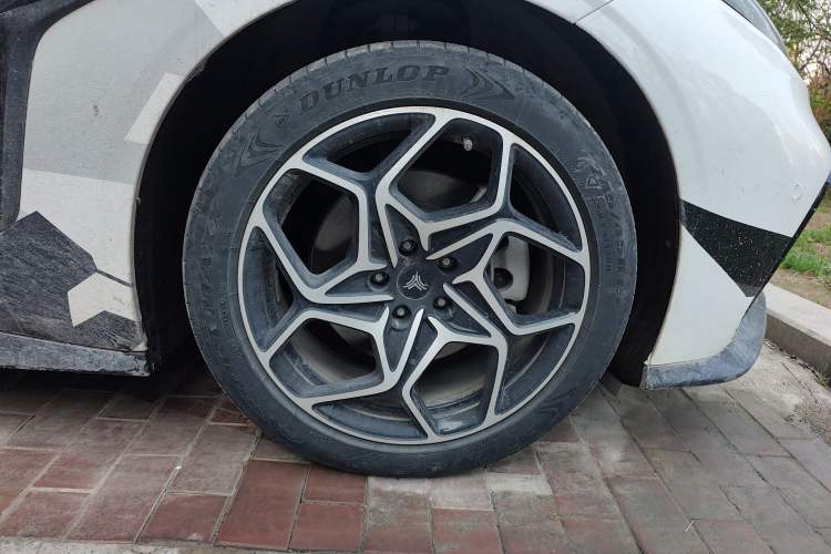 Used NETA GT 2023 560 Right Front Wheel Hub