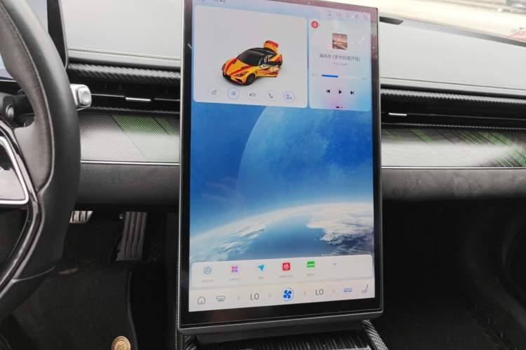 Used NETA GT 2023 560 Audio And AC Panel