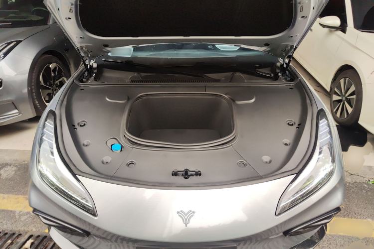Used NETA GT 2023 560 Engine Bay