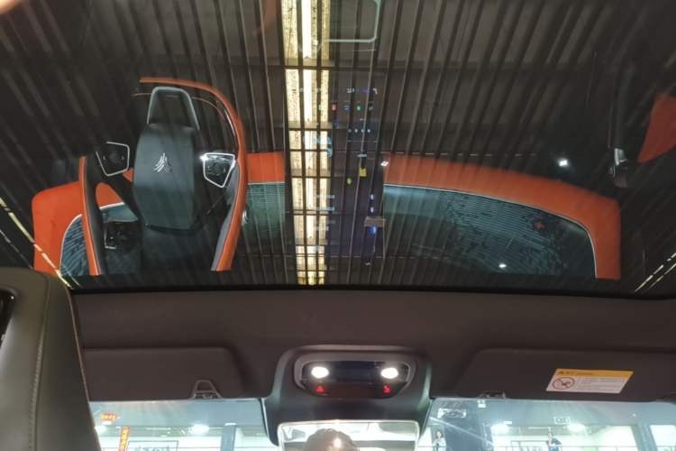 Used NETA GT 2023 580 AWD Sport Edition Headliner