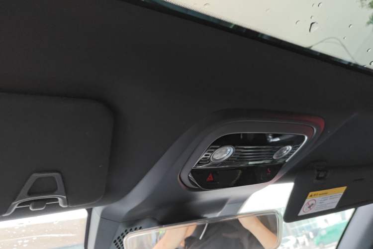 Used NETA GT 2023 560 Headliner