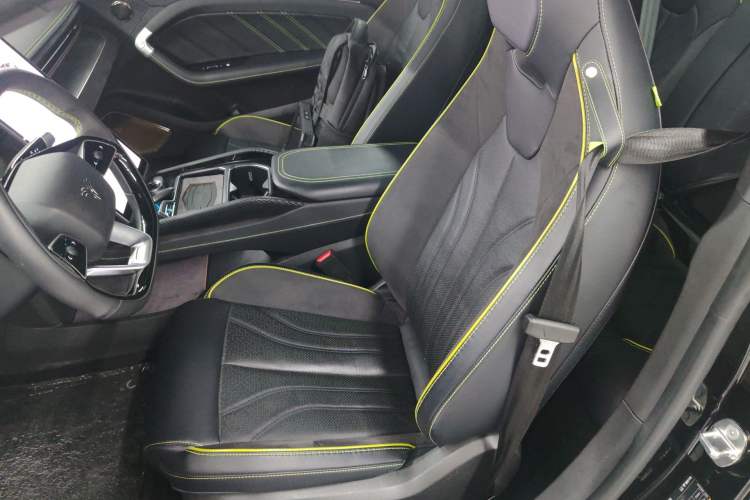 Used NETA GT 2023 580 AWD Left Front Seat