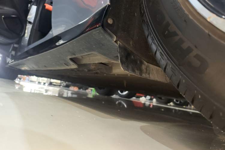 Used NETA GT 2023 580 AWD Sport Edition Left Side Sill