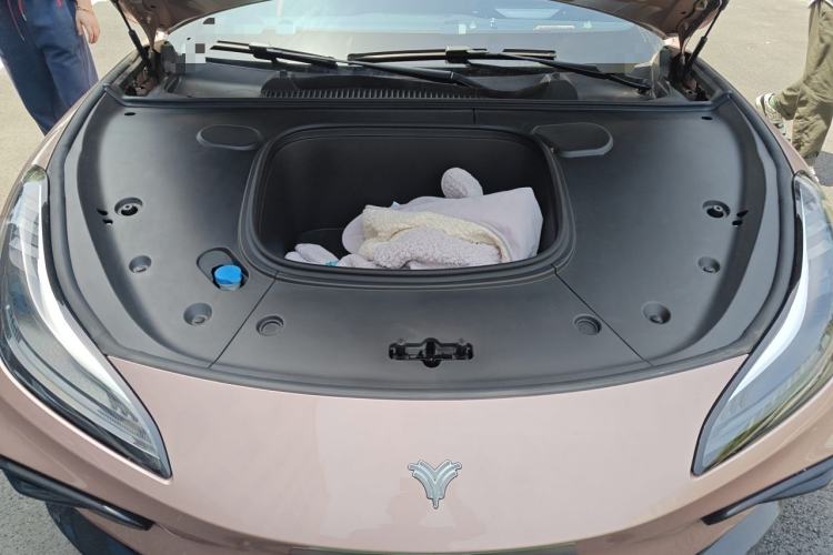 Used NETA GT 2023 560 Engine Bay