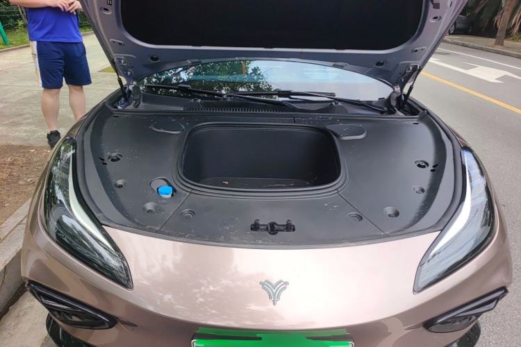 Used NETA GT 2023 580 AWD Engine Bay