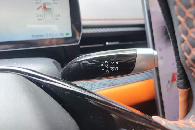Used NETA GT 2023 580 AWD Gear Lever