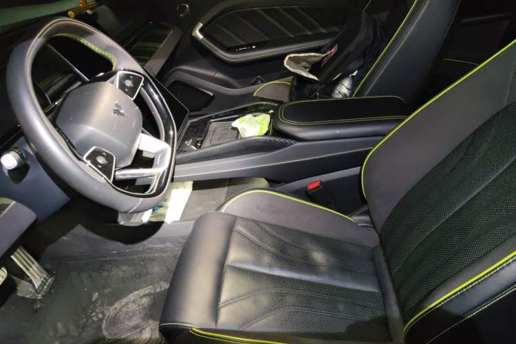 Used NETA GT 2023 560 Left Front Seat