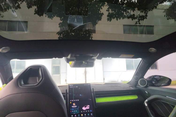 Used NETA GT 2023 580 AWD Headliner