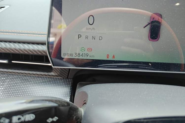 Used NETA GT 2023 560 Odometer Close Up