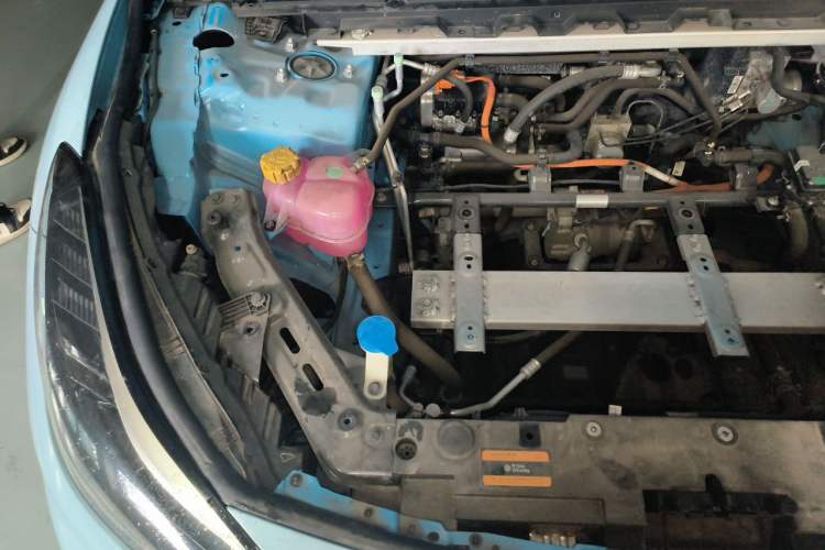 Used NETA GT 2023 560 Engine Bay Right