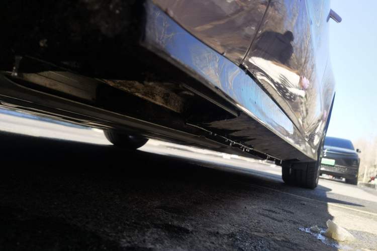Used NETA GT 2023 560 Chassis Front Left